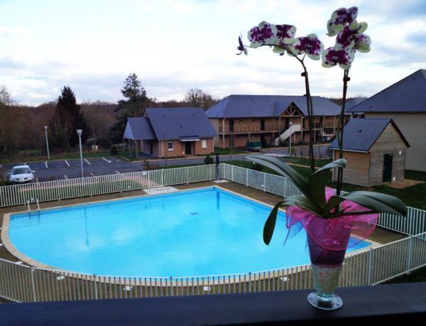 Le Fleur"H"On 11 D'Honfleur, T2 En Residence Avec Piscine, Wifi Et Parking Gratuits Équemauville Exteriör bild